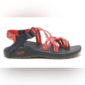 Chaco cloud Sandals size 8 NEW